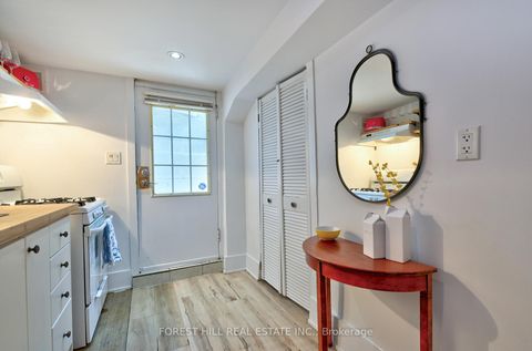 Photo 12 at 325 Westmoreland Avenue N, Junction, Toronto