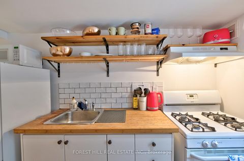 Photo 16 at 325 Westmoreland Avenue N, Junction, Toronto