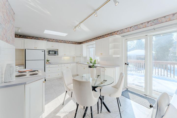 Photo 8 at 44 Thornhill Avenue, Lambton Baby Point, Toronto