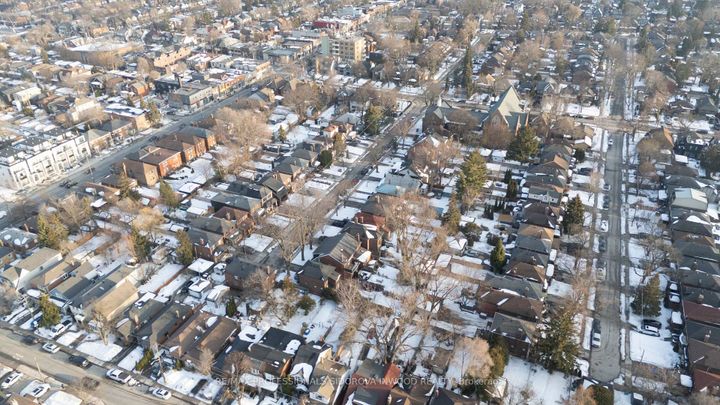 Photo 31 at 44 Thornhill Avenue, Lambton Baby Point, Toronto