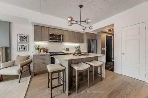 Photo 7 at 201 - 630 Kingston Road, Danforth, Toronto