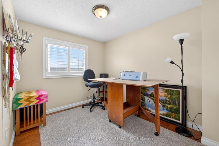 Photo 14 at 47 - 386 Highland Road W, Stoney Creek Mountain, Hamilton