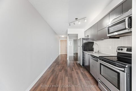 Photo 10 at 1015 - 38 Joe Shuster Way, Niagara, Toronto