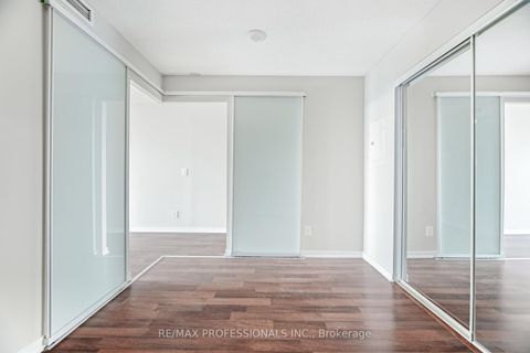 Photo 27 at 1015 - 38 Joe Shuster Way, Niagara, Toronto