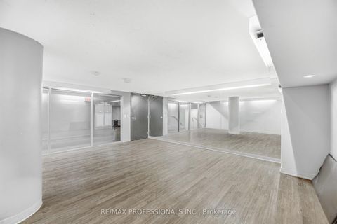 Photo 40 at 1015 - 38 Joe Shuster Way, Niagara, Toronto