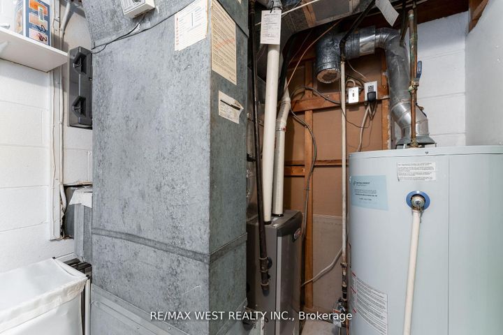 Photo 29 at 11 Farley Crescent, Richview, Toronto