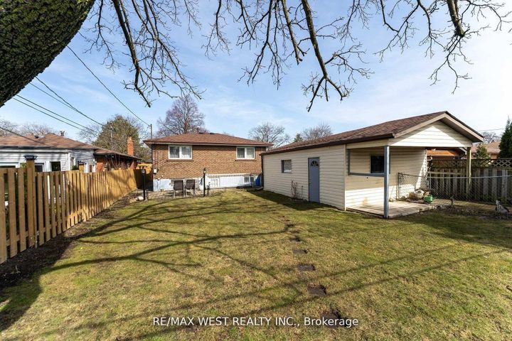 Photo 43 at 11 Farley Crescent, Richview, Toronto