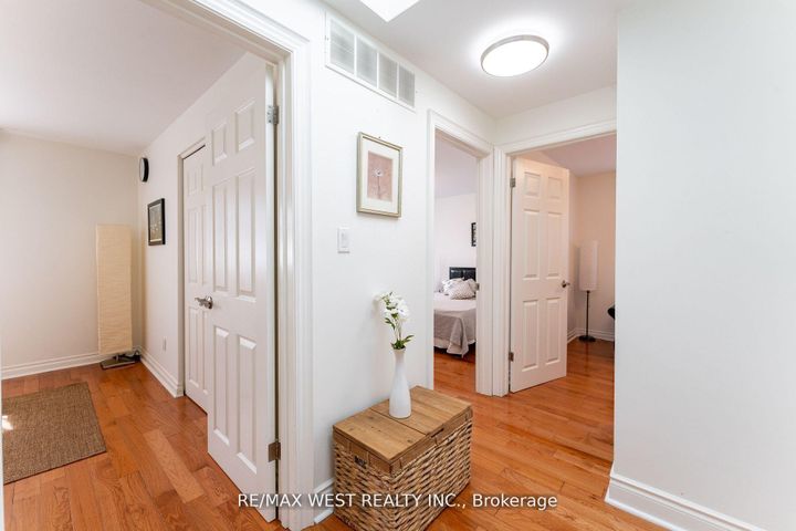 Photo 44 at 11 Farley Crescent, Richview, Toronto