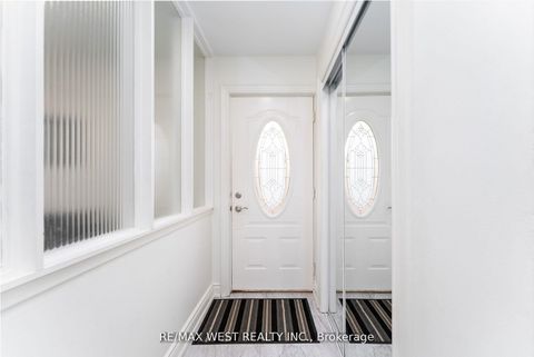 Photo 6 at 11 Farley Crescent, Richview, Toronto