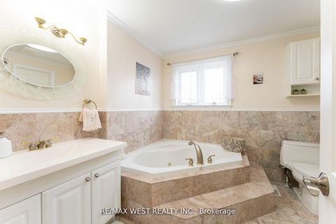 Photo 16 at 11 Farley Crescent, Richview, Toronto