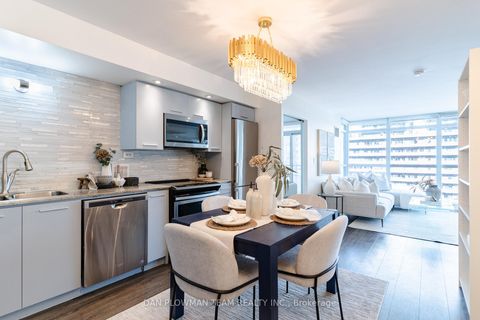 Photo 4 at 1006 - 8 Telegram Mews, Waterfront Communities C1, Toronto