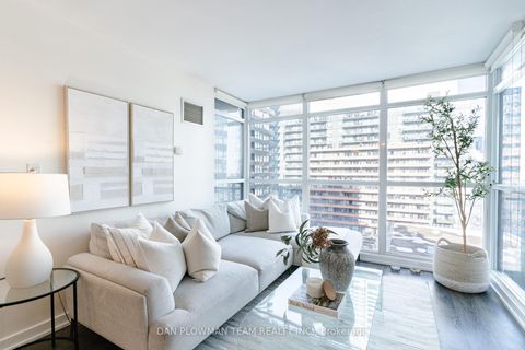 Photo 7 at 1006 - 8 Telegram Mews, Waterfront Communities C1, Toronto