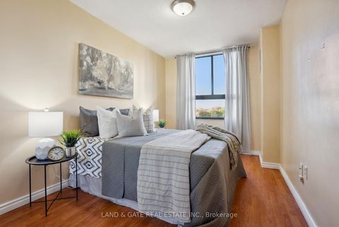 Photo 19 at 702 - 260 Seneca Hill Drive, Don Valley Village, Toronto