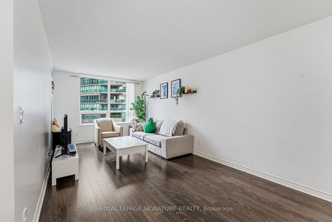 Photo 9 at 502 - 19 Grand Trunk Crescent, Waterfront Communities C1, Toronto