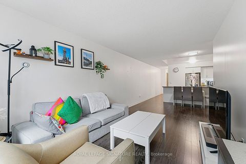 Photo 12 at 502 - 19 Grand Trunk Crescent, Waterfront Communities C1, Toronto