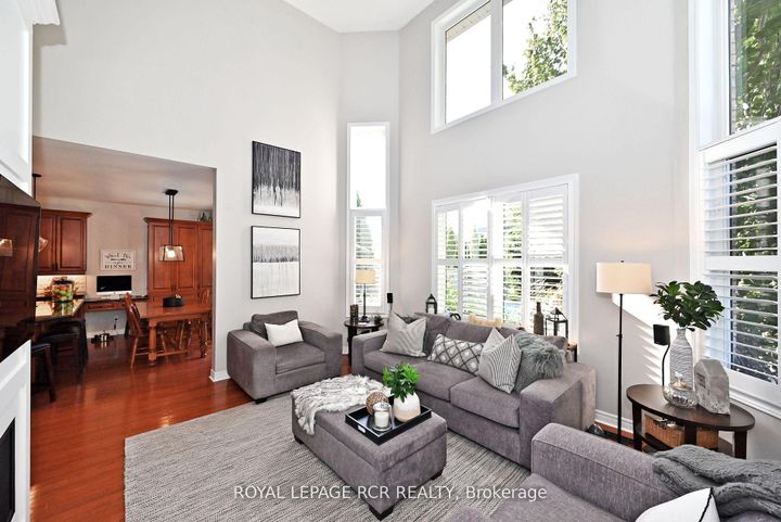 Photo 8 at 142 Regatta Avenue, Oak Ridges, Richmond Hill