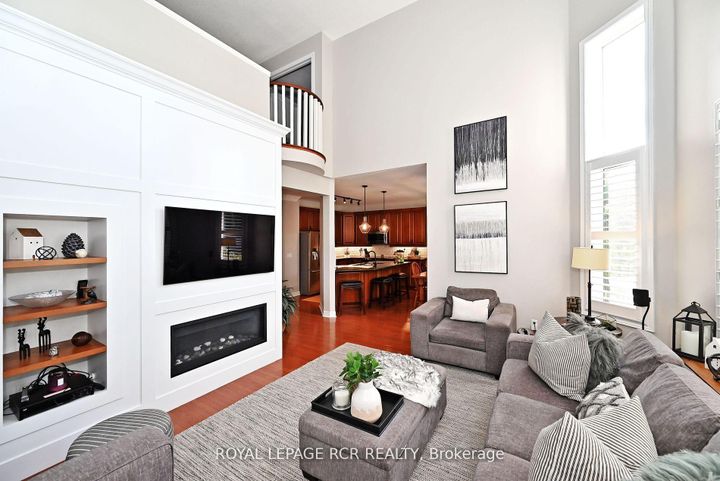 Photo 9 at 142 Regatta Avenue, Oak Ridges, Richmond Hill