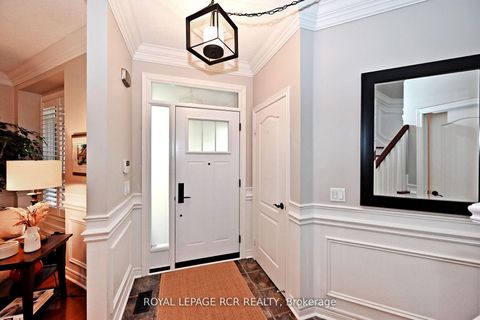 Photo 2 at 142 Regatta Avenue, Oak Ridges, Richmond Hill