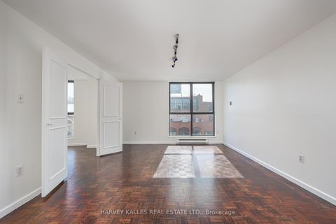 Photo 14 at 501 - 80 Front Street E, Yonge Corridor, Toronto