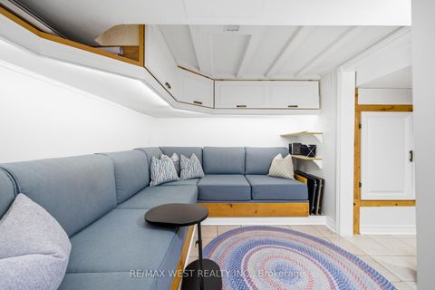 Photo 20 at 299 Armadale Avenue, Bloor West Village, Toronto