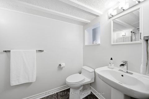 Photo 24 at 299 Armadale Avenue, Bloor West Village, Toronto