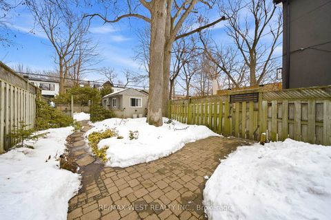 Photo 30 at 299 Armadale Avenue, Bloor West Village, Toronto