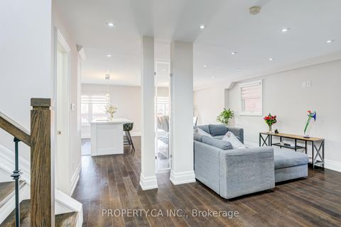 Photo 5 at 150 Brookmill Drive, Brownridge, Vaughan