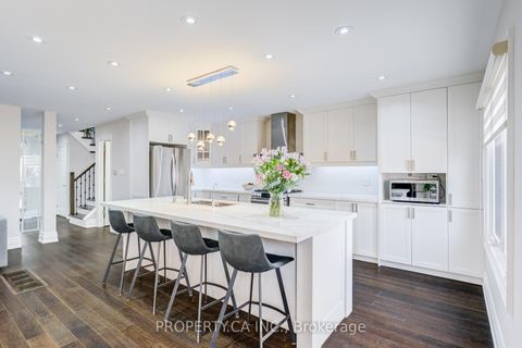 Photo 11 at 150 Brookmill Drive, Brownridge, Vaughan