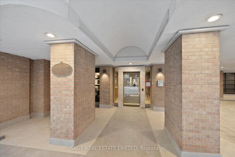 Photo 2 at 305 - 160 Frederick Street, Moss Park, Toronto