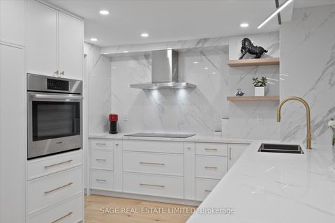 Photo 14 at 305 - 160 Frederick Street, Moss Park, Toronto