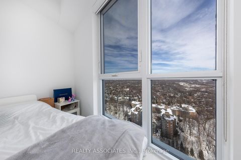 Photo 5 at 2817 - 585 Bloor Street E, North St. James Town, Toronto