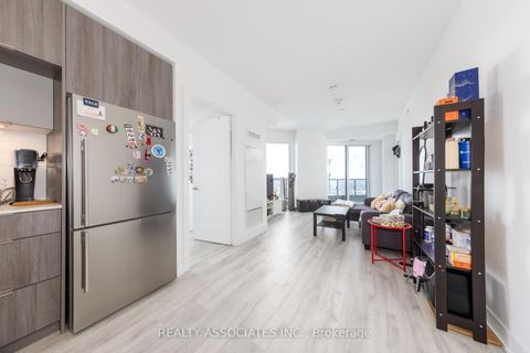 Photo 6 at 2817 - 585 Bloor Street E, North St. James Town, Toronto