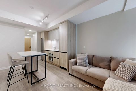 Photo 7 at D620 - 8 Beverley Glen Boulevard, Beverley Glen, Vaughan