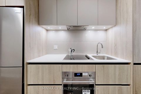 Photo 19 at D620 - 8 Beverley Glen Boulevard, Beverley Glen, Vaughan