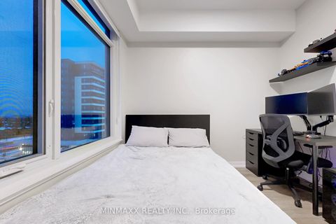 Photo 23 at D620 - 8 Beverley Glen Boulevard, Beverley Glen, Vaughan