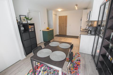 Photo 3 at 604 - 3100 Keele Street, CFB, Toronto