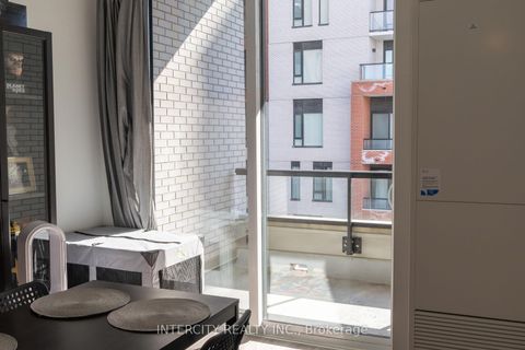 Photo 6 at 604 - 3100 Keele Street, CFB, Toronto