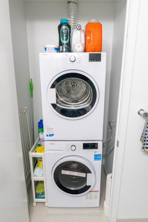 Photo 11 at 604 - 3100 Keele Street, CFB, Toronto