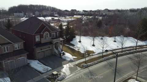 Photo 2 at 42 Lady Fenyrose Avenue, Patterson, Vaughan