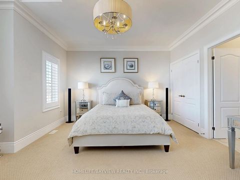 Photo 34 at 42 Lady Fenyrose Avenue, Patterson, Vaughan