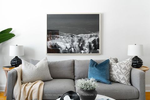 Photo 10 at 38 Anndale Road, Cliffside, Toronto