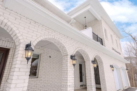 Photo 5 at 559 Meadowvale Road, Highland Creek, Toronto