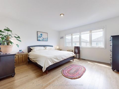 Photo 15 at 28 Gemini Drive, Rural Barrie Southeast, Barrie