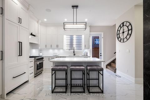 Photo 11 at 31 Flindon Road N, Pelmo Park W5, Toronto