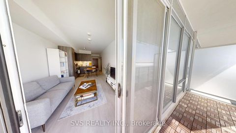 Photo 5 at 513 - 15 Queens Quay E, Waterfront Communities C8, Toronto