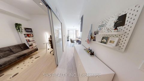 Photo 11 at 513 - 15 Queens Quay E, Waterfront Communities C8, Toronto