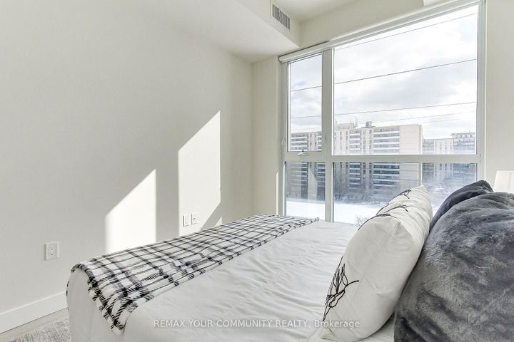 Photo 24 at 609 - 3237 Bayview Avenue, Steeles, Toronto