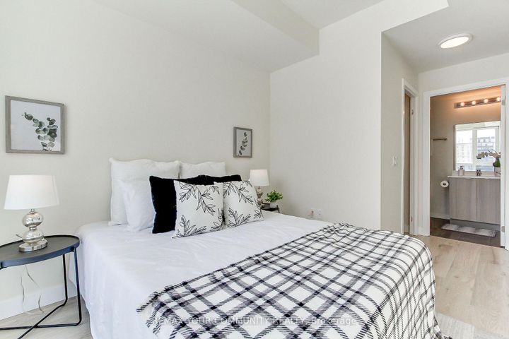 Photo 25 at 609 - 3237 Bayview Avenue, Steeles, Toronto