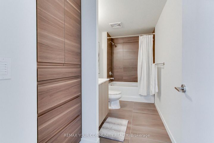 Photo 33 at 609 - 3237 Bayview Avenue, Steeles, Toronto