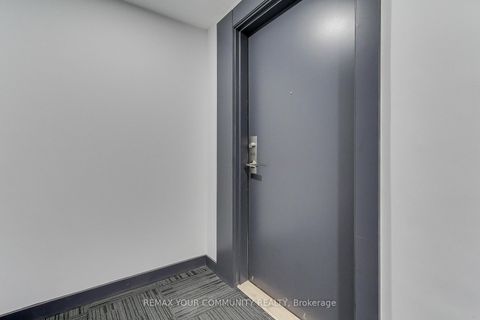 Photo 3 at 609 - 3237 Bayview Avenue, Steeles, Toronto